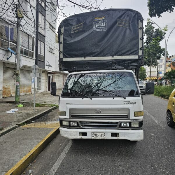 Camión Daihatsu Delta 2006 - Imagen 2