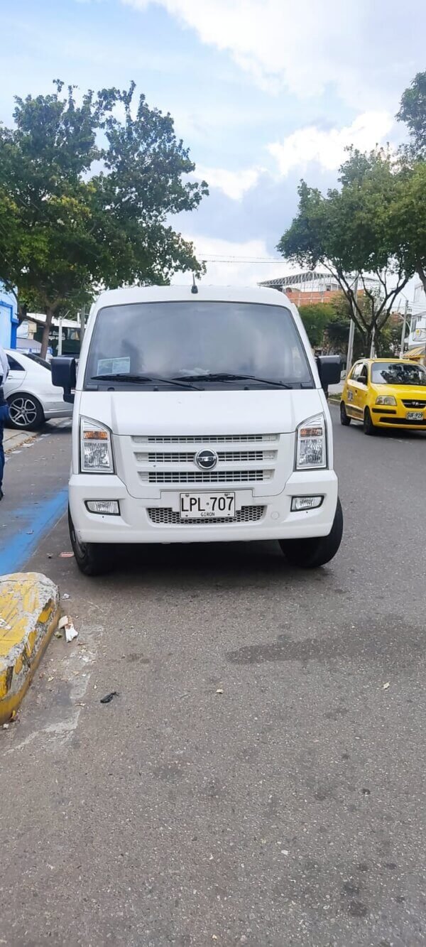 DFSK K05S 2025 Van Cargo blanca vista frontal venta Bucaramanga